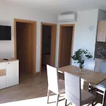 Apartment Petra *