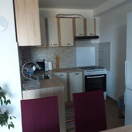 Petra Apartment Olib
